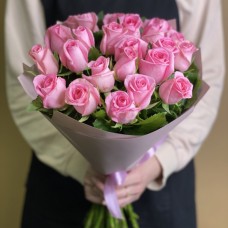 25 Pink roses bouquet (70cm)